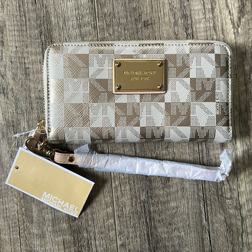 Michael Kors (NWT) Jet Set Large Coin Multifunction Phone Case Wallet/Wristlet